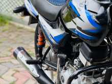 https://riyasewana.com/uploads/bajaj-ct-100-2610203313093.jpg