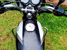 https://riyasewana.com/uploads/bajaj-ct-100-261148086554.jpg