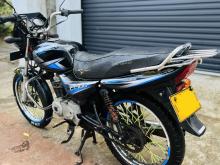 https://riyasewana.com/uploads/bajaj-ct-100-2613465019693.jpg