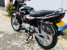 https://riyasewana.com/uploads/bajaj-ct-100-261350156394.jpg