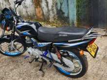 https://riyasewana.com/uploads/bajaj-ct-100-261629514933.jpg