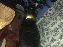 https://riyasewana.com/uploads/bajaj-ct-100-262044474842.jpg
