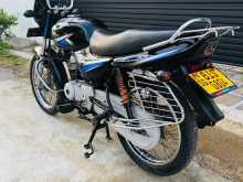 https://riyasewana.com/uploads/bajaj-ct-100-26951204692.jpg