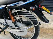 https://riyasewana.com/uploads/bajaj-ct-100-26951214813.jpg