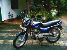 https://riyasewana.com/uploads/bajaj-ct-100-271257176885.jpg