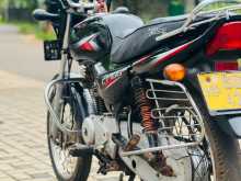 https://riyasewana.com/uploads/bajaj-ct-100-271327454372.jpg