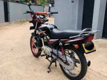 https://riyasewana.com/uploads/bajaj-ct-100-2717540413984.jpg