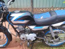 https://riyasewana.com/uploads/bajaj-ct-100-281113056985.jpg