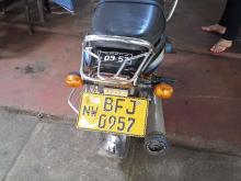 https://riyasewana.com/uploads/bajaj-ct-100-281334316036.jpg