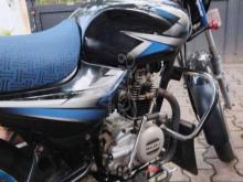 https://riyasewana.com/uploads/bajaj-ct-100-2817291367168.jpg
