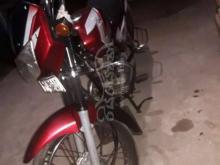 https://riyasewana.com/uploads/bajaj-ct-100-282027531356167.jpg