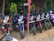 Bajaj CT-100 2006 Motorbike