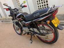 https://riyasewana.com/uploads/bajaj-ct-100-316472013534.jpg