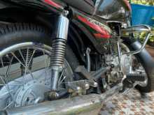 https://riyasewana.com/uploads/bajaj-ct-100-32003291416.jpg