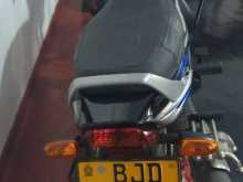https://riyasewana.com/uploads/bajaj-ct-100-41045154553.jpg