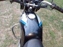https://riyasewana.com/uploads/bajaj-ct-100-4201535606436.jpg