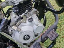 https://riyasewana.com/uploads/bajaj-ct-100-42114016885.jpg