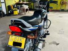 https://riyasewana.com/uploads/bajaj-ct-100-4647304902.jpg