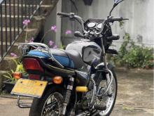 https://riyasewana.com/uploads/bajaj-ct-100-46564524774.jpg
