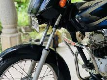 https://riyasewana.com/uploads/bajaj-ct-100-48363024343.jpg