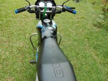 https://riyasewana.com/uploads/bajaj-ct-100-4930116535.jpg
