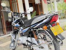 https://riyasewana.com/uploads/bajaj-ct-100-510594419566.jpg