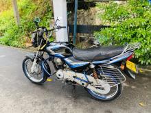 https://riyasewana.com/uploads/bajaj-ct-100-51142406325.jpg