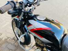 https://riyasewana.com/uploads/bajaj-ct-100-614540013584.jpg