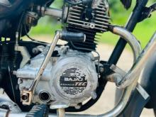 https://riyasewana.com/uploads/bajaj-ct-100-71930526135.jpg