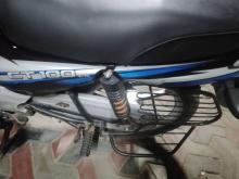 https://riyasewana.com/uploads/bajaj-ct-100-72237176145.jpg