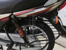 https://riyasewana.com/uploads/bajaj-ct-100-8155632612493.jpg