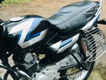 https://riyasewana.com/uploads/bajaj-ct-100-817421913582.jpg