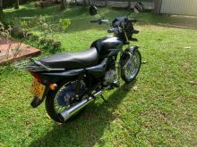 https://riyasewana.com/uploads/bajaj-ct-100-91225356214.jpg