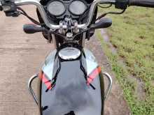 https://riyasewana.com/uploads/bajaj-ct-100-91813234963.jpg