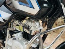 https://riyasewana.com/uploads/bajaj-ct-100-98424124541.jpg