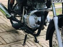 https://riyasewana.com/uploads/bajaj-ct-1000-131055166345.jpg