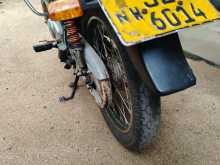 https://riyasewana.com/uploads/bajaj-ct100-131152454743.jpg