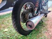https://riyasewana.com/uploads/bajaj-ct100-1321335413393.jpg