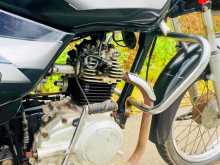 https://riyasewana.com/uploads/bajaj-ct100-1714100922132.jpg