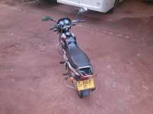 https://riyasewana.com/uploads/bajaj-ct100-2020325413943.jpg
