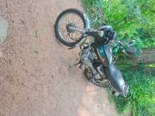 https://riyasewana.com/uploads/bajaj-ct100-713132913312.jpg