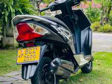 https://riyasewana.com/uploads/bajaj-dio-1417164522293.jpg