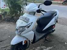 https://riyasewana.com/uploads/bajaj-dio-1719513222692.jpg