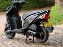 https://riyasewana.com/uploads/bajaj-dio-3122160313283.jpg