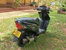 https://riyasewana.com/uploads/bajaj-dio-scv-1012045013422.jpg
