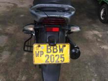 https://riyasewana.com/uploads/bajaj-discaver-125-2517160824072.jpg