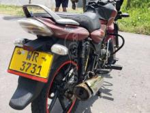 https://riyasewana.com/uploads/bajaj-discover-100-12836451358429.jpg