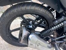 https://riyasewana.com/uploads/bajaj-discover-100-221754156556.jpg