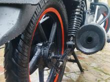 https://riyasewana.com/uploads/bajaj-discover-100-2716140219975.jpg