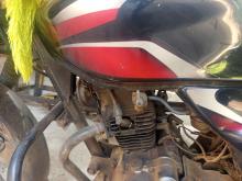 https://riyasewana.com/uploads/bajaj-discover-100-29835546956.jpg